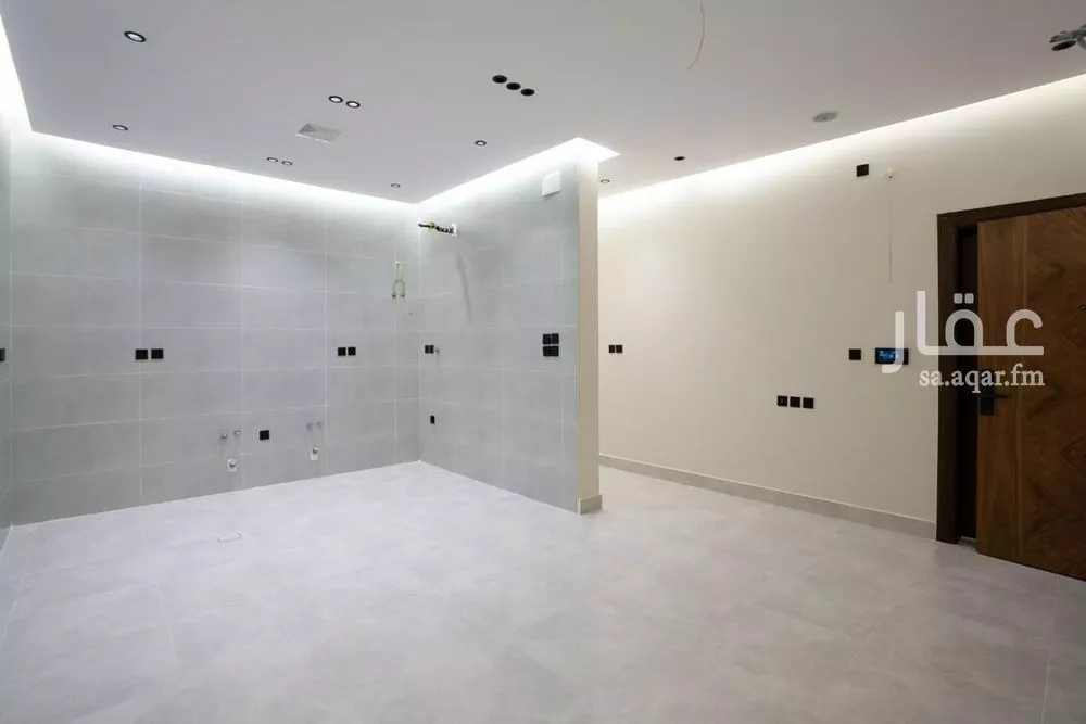 شقة 4 غرف في السلامة 8