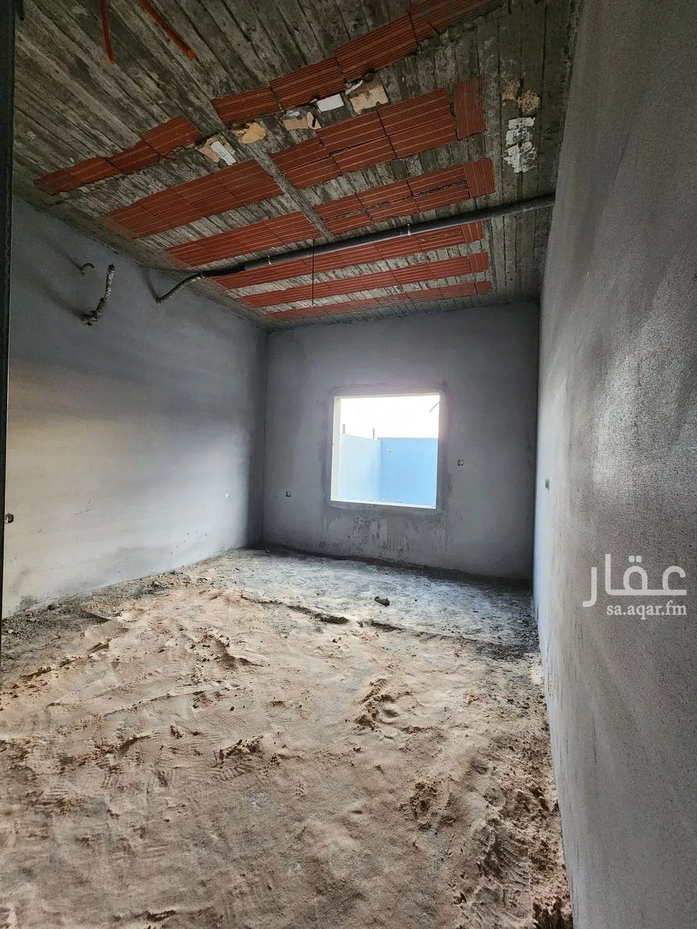 900 sqm building in Az Zomorod 11