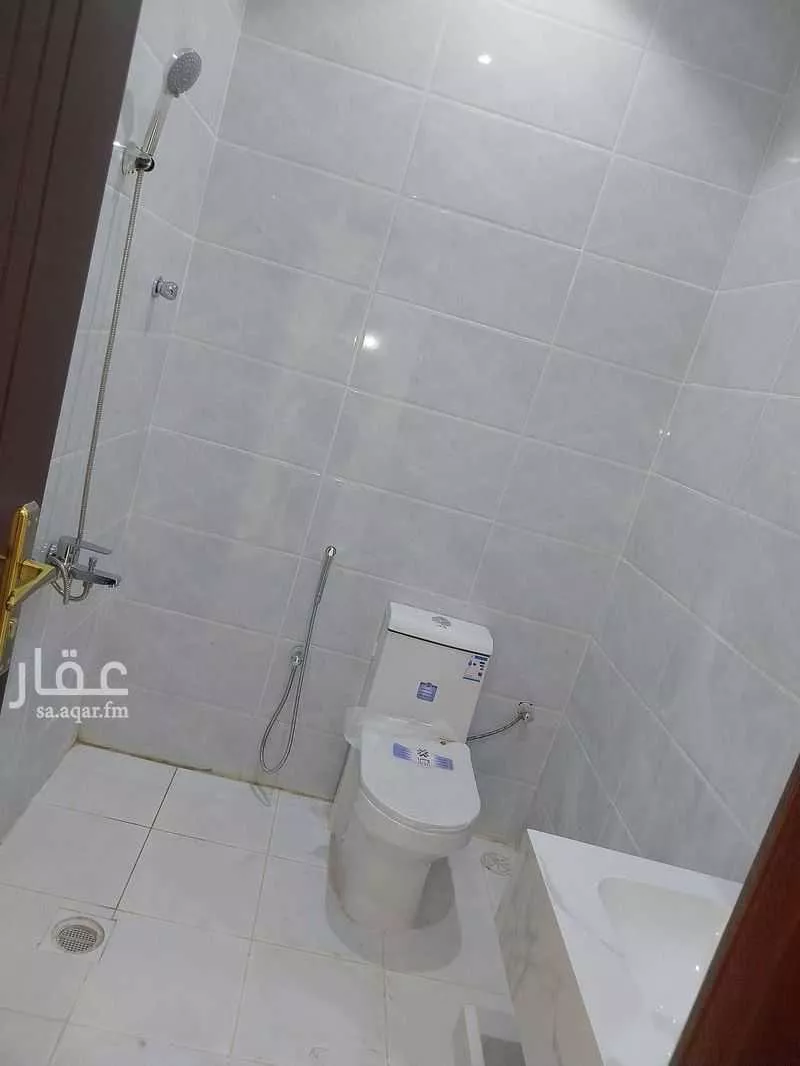 شقة 5 غرف في الملك فهد 3