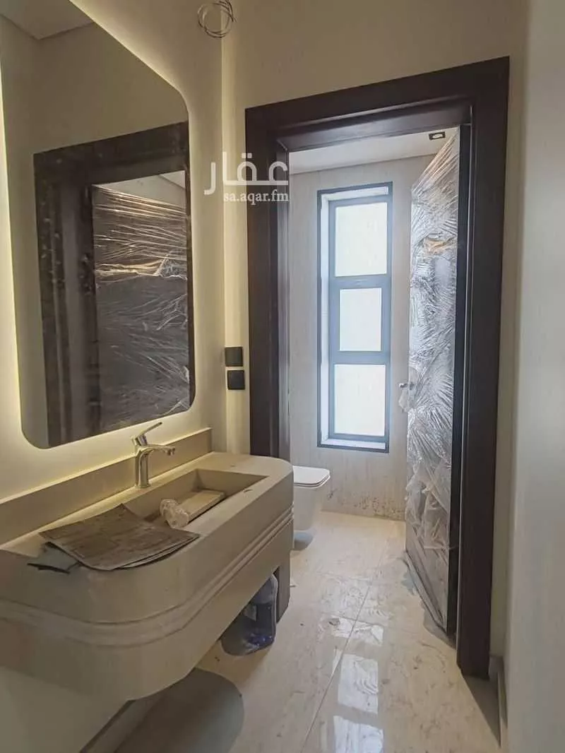 5 bedroom apartment in King Fahd 12