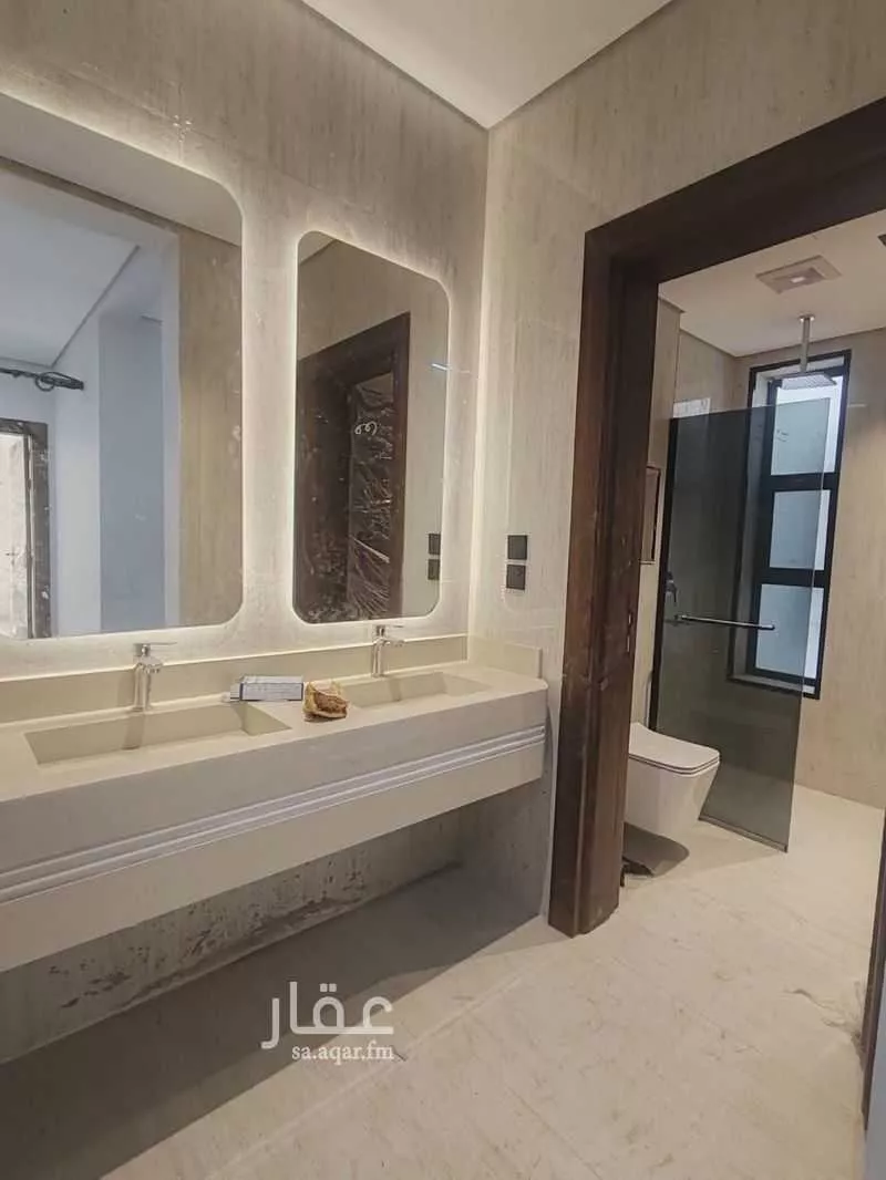 5 bedroom apartment in King Fahd 9