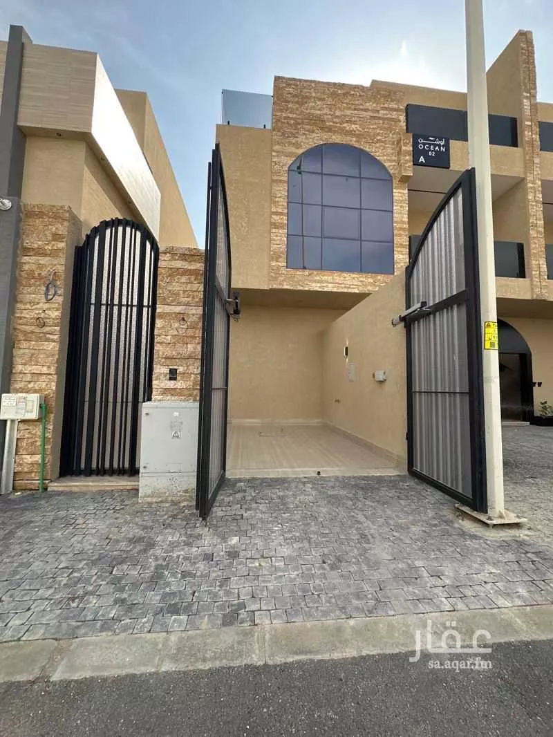 3 bedroom floor in Al Qairawan 2