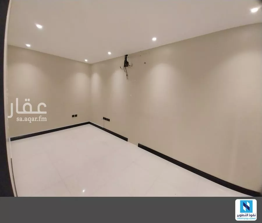 مكتب 76 م² في الملقا 4