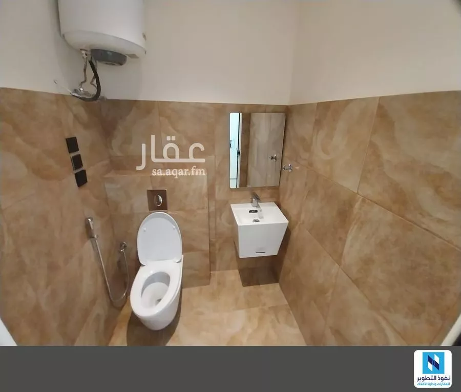 مكتب 76 م² في الملقا 10