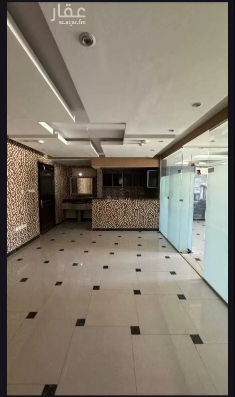 مكتب 1050 م² في الملقا 3