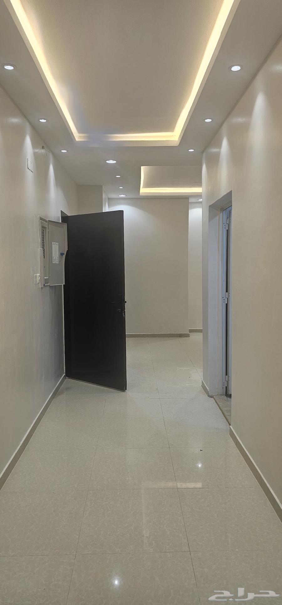 شقة 3 غرف في النظيم 16