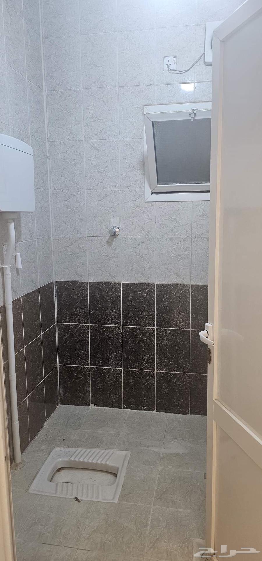 شقة 3 غرف في النظيم 17