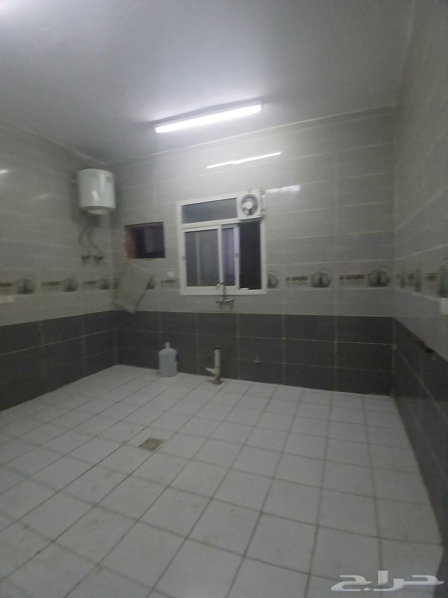 شقة 3 غرف في الرمال 7