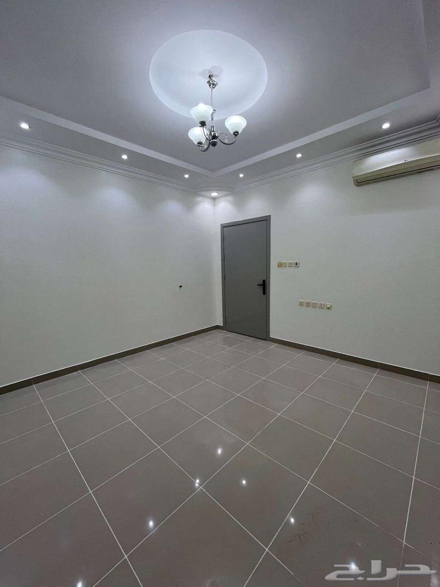 5 bedroom apartment in Dhahrat Al Awdah West 6