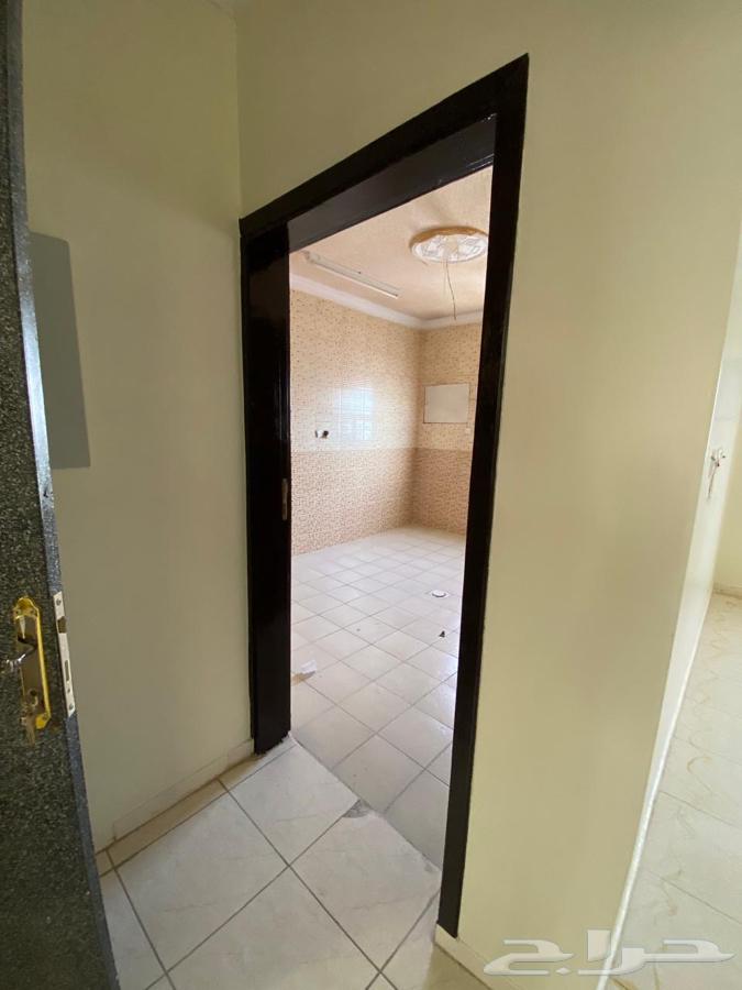 شقة 5 غرف في الرمال 11