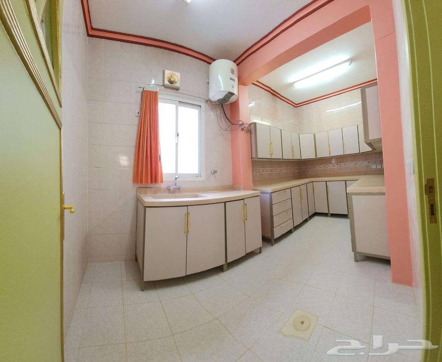 شقة 5 غرف في الأندلس 19