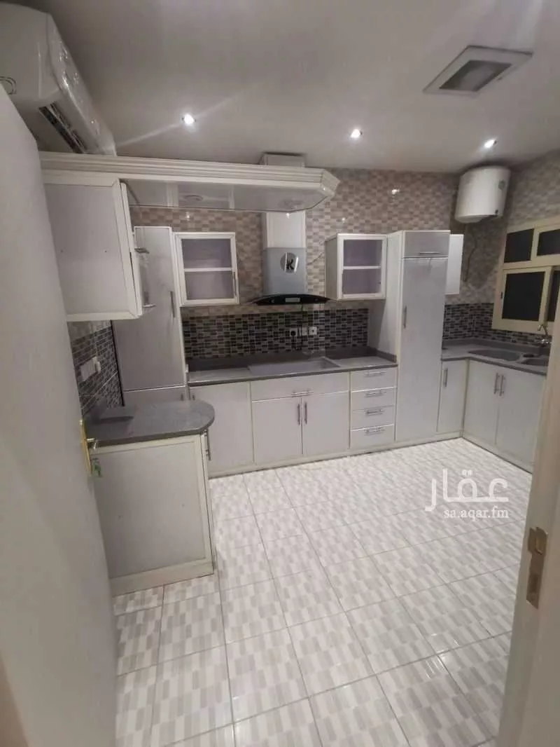 دور 5 غرف في قرطبة 8