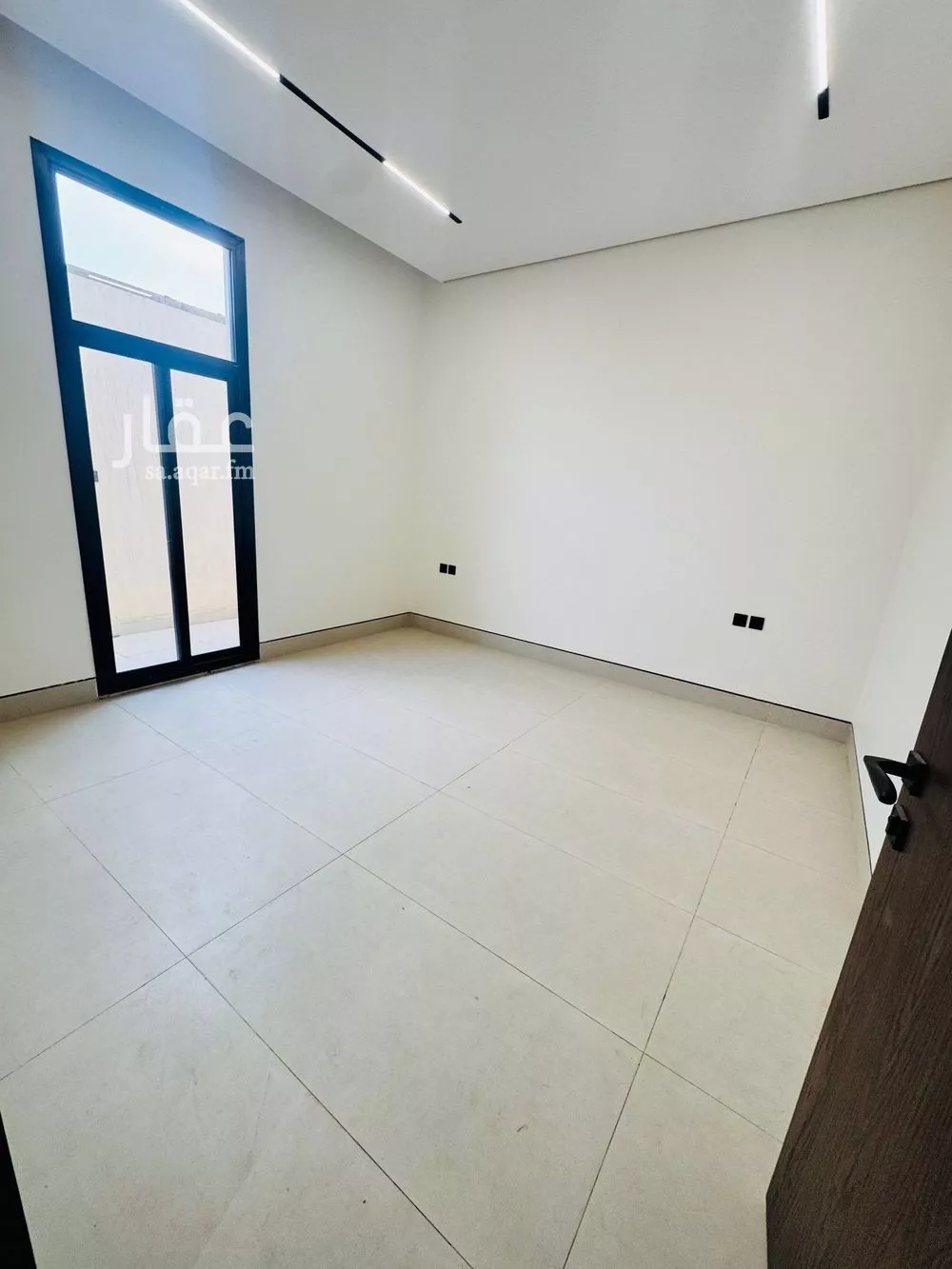 فيلا 4 غرف في اليرموك 11