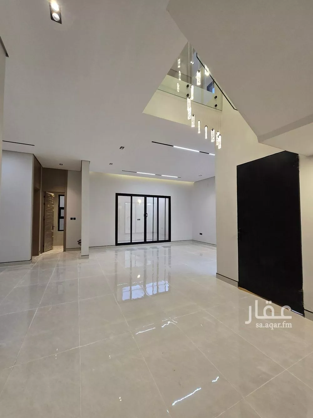 فيلا 5 غرف في الجنادرية 5