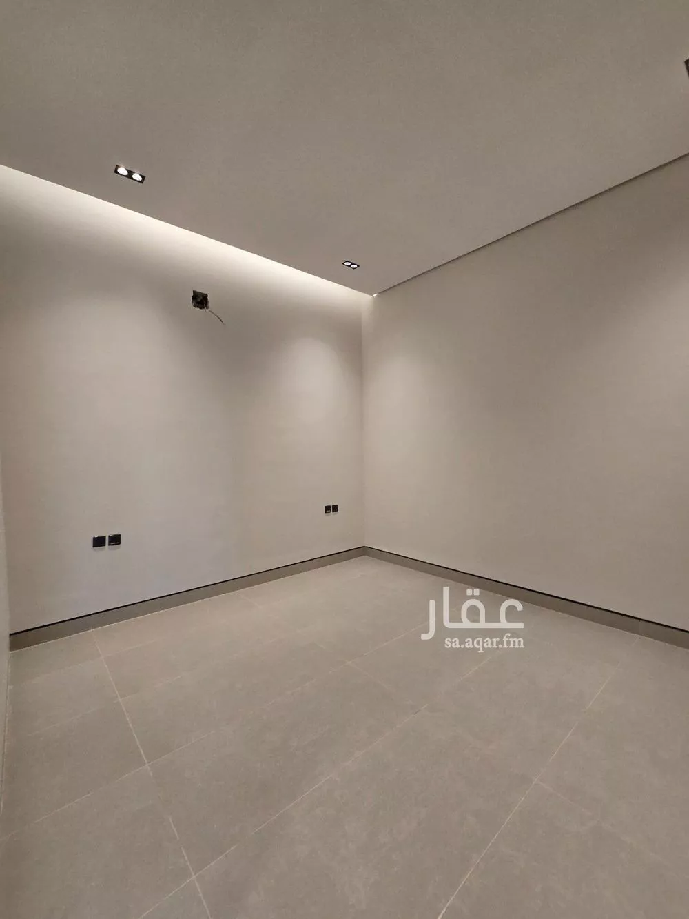 6 bedroom villa in Al Rimal 18