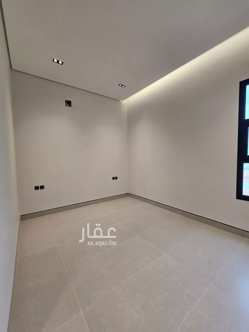 6 bedroom villa in Al Rimal 9