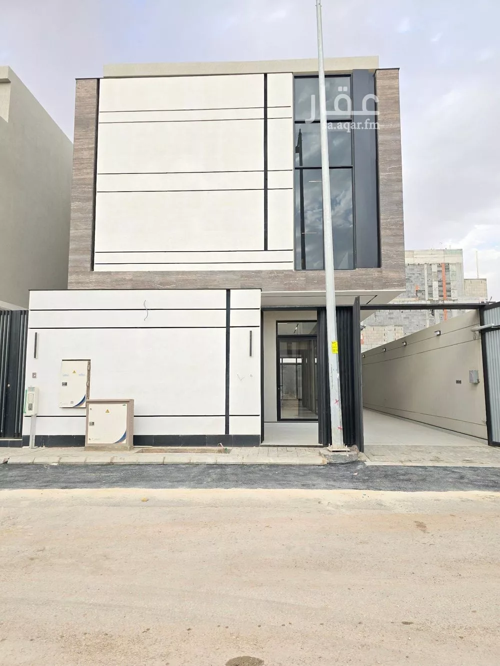 6 bedroom villa in Al Rimal 10