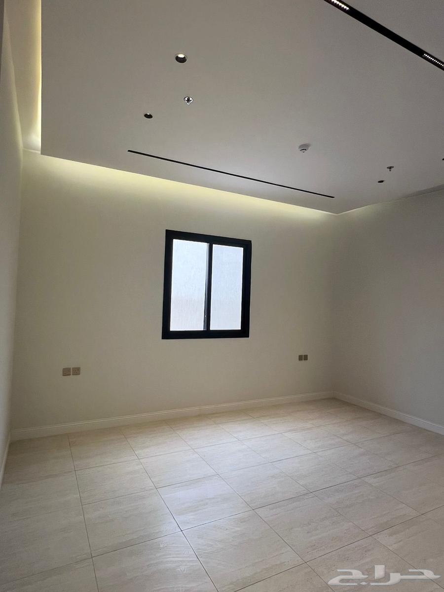 شقة 3 غرف في الرمال 8