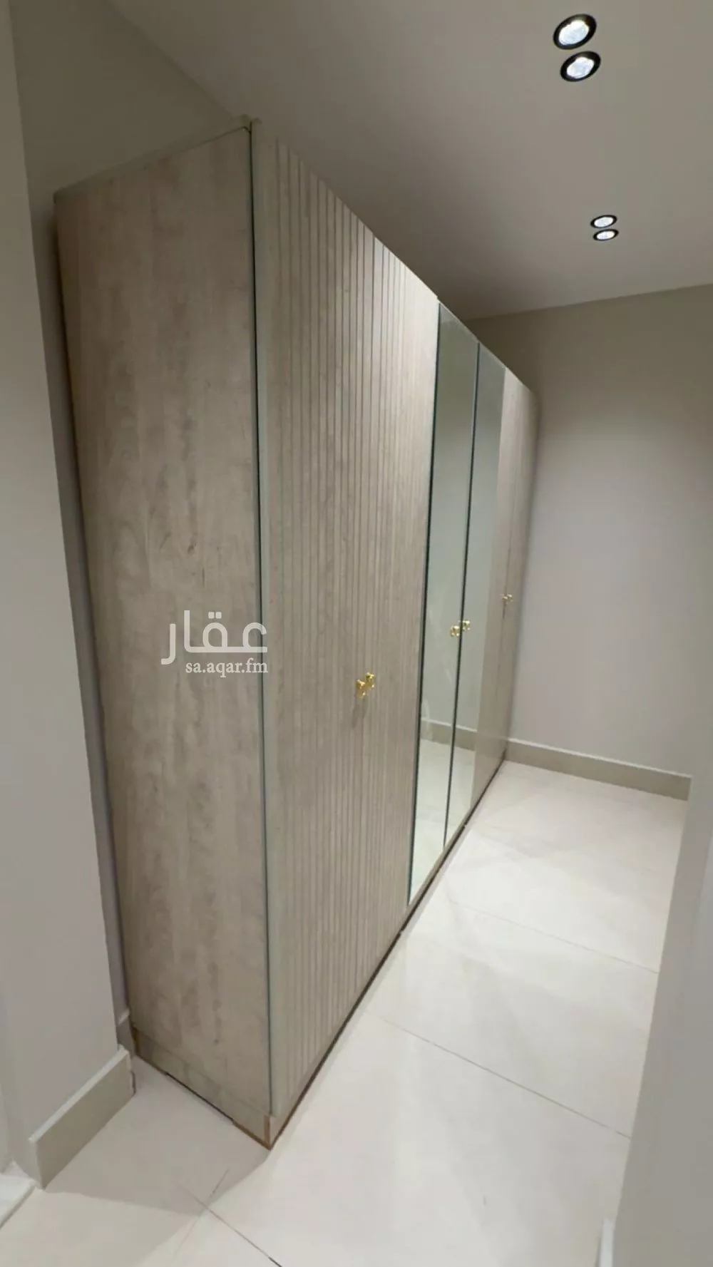 شقة 1 غرف في الوادي 4