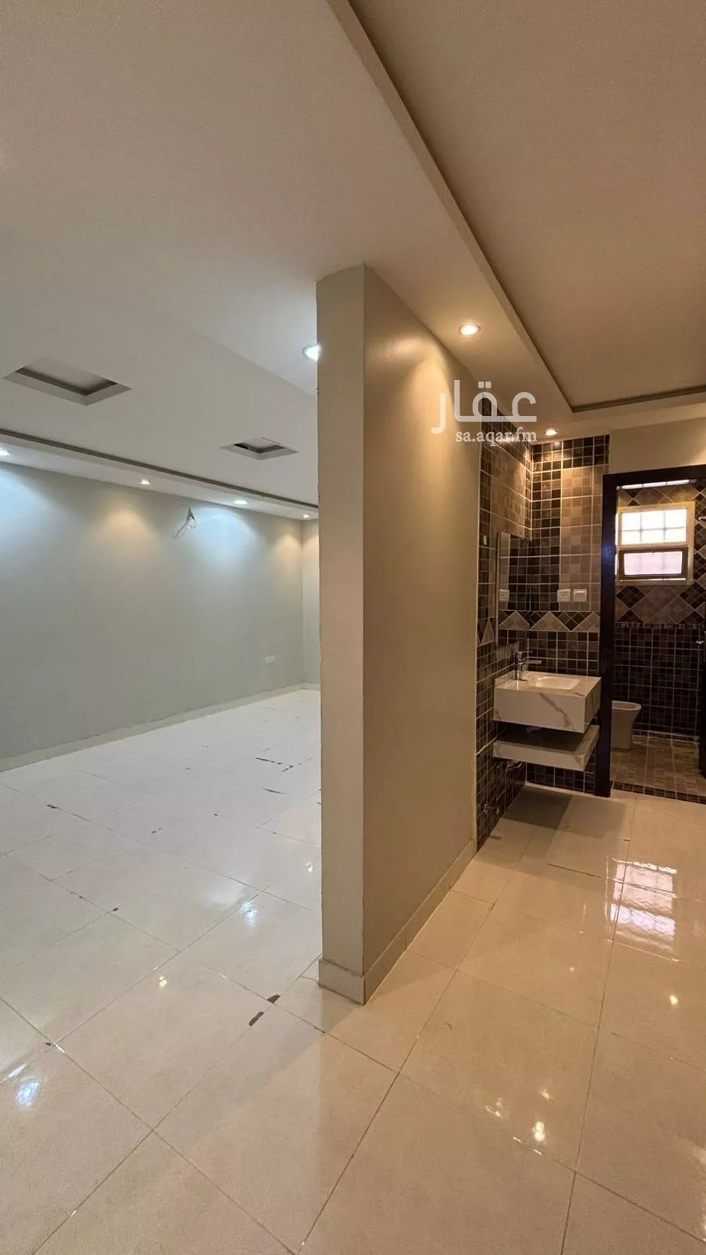 3 bedroom floor in Okaz 6