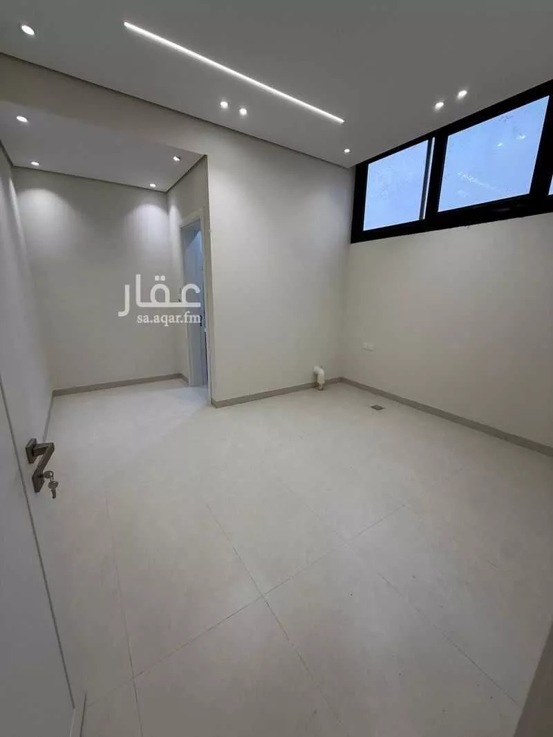 4 bedroom floor in Al Murabba 13