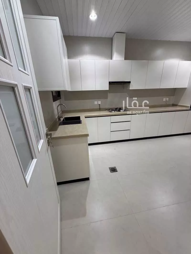 4 bedroom floor in Al Murabba 3