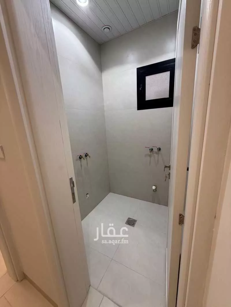 4 bedroom floor in Al Murabba 5