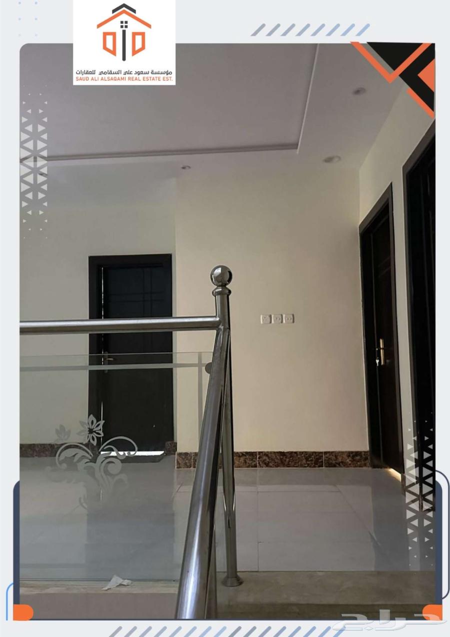 فيلا 5 غرف في عكاظ 3