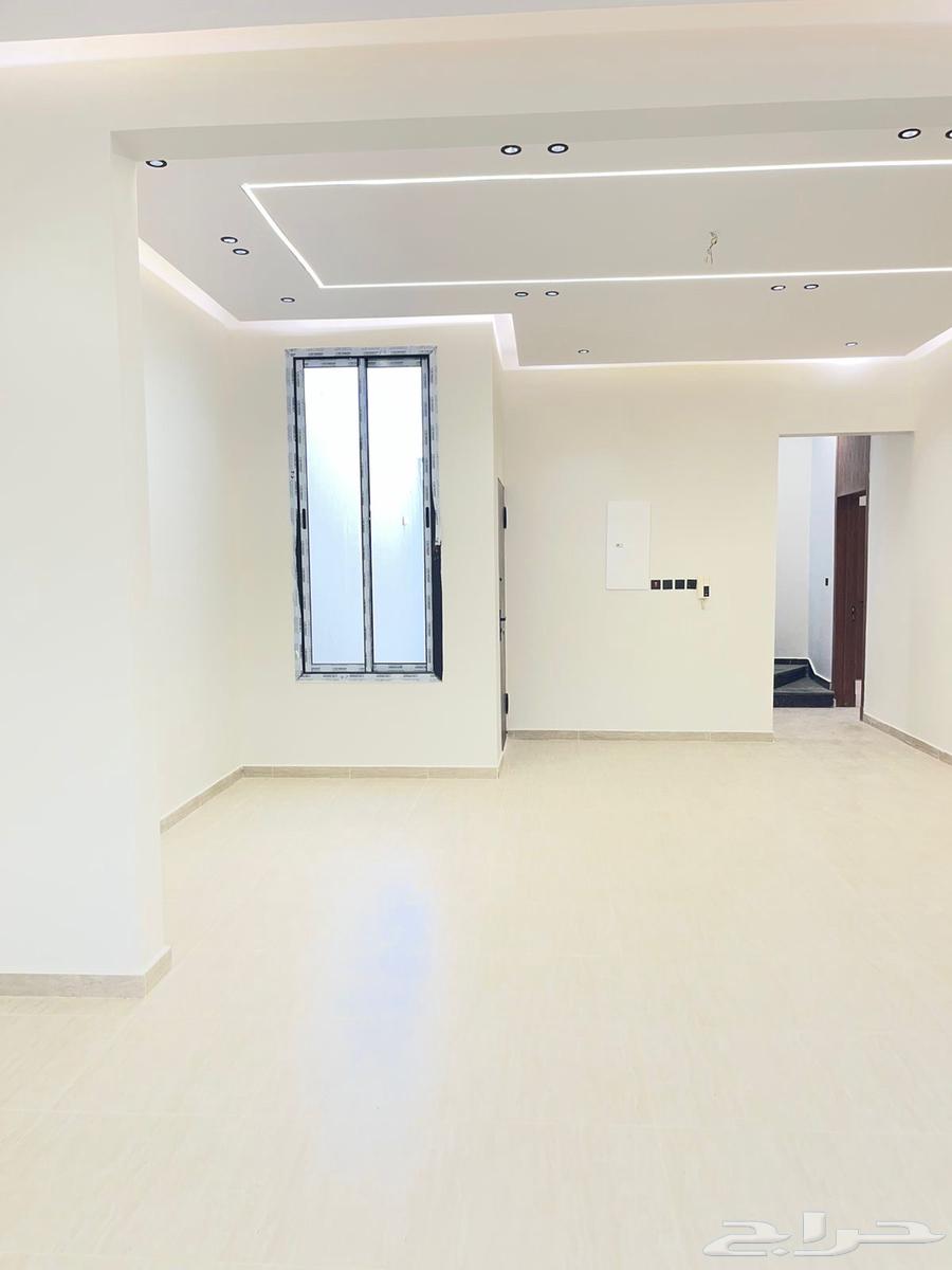 فيلا 6 غرف في النخبة 5