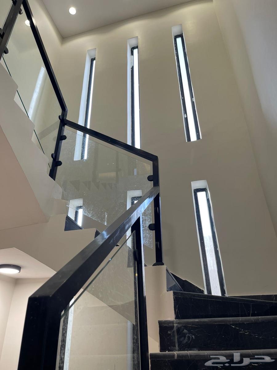 فيلا 6 غرف في النخبة 7