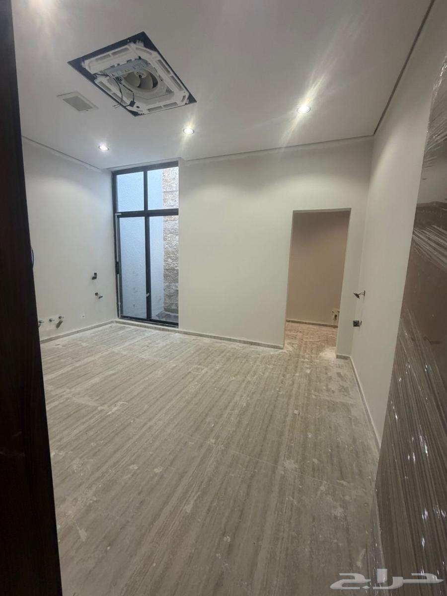 5 bedroom villa in Al Narjis 5