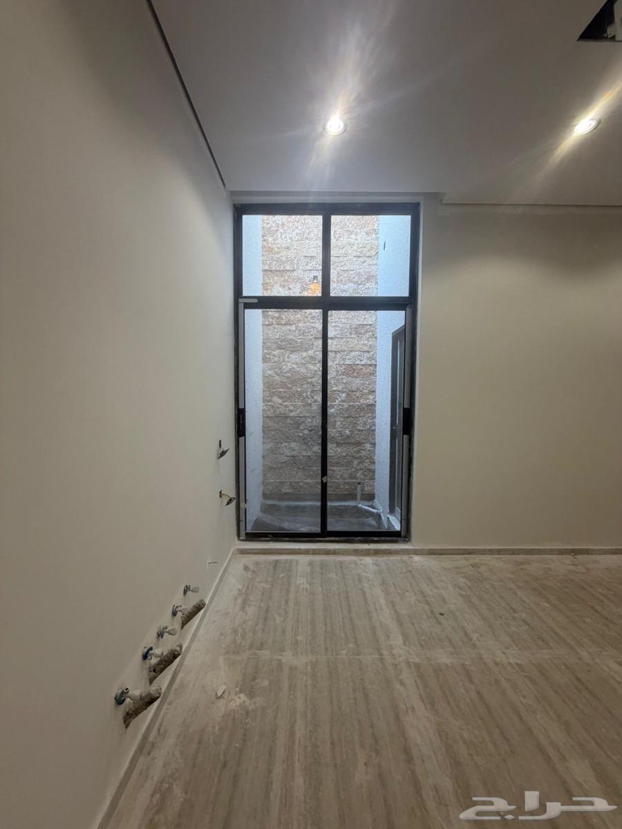 5 bedroom villa in Al Narjis 9