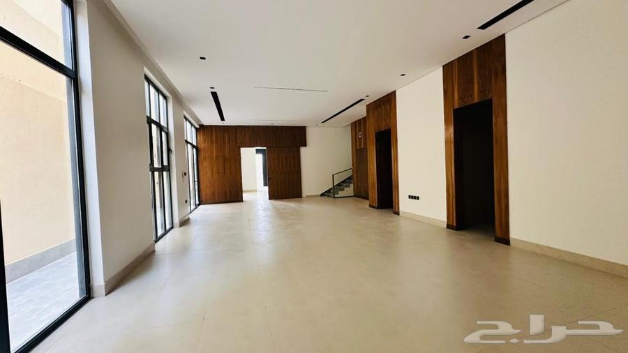 فيلا 13 غرف في النرجس 3