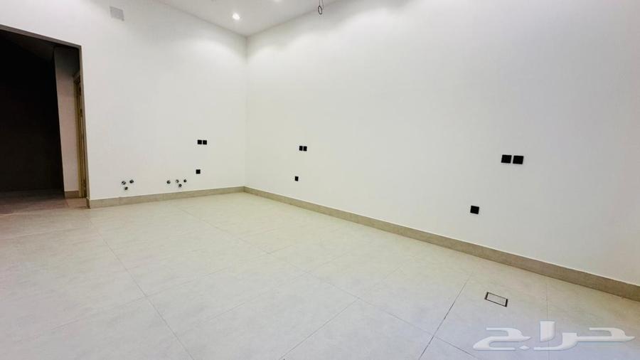 فيلا 13 غرف في النرجس 10