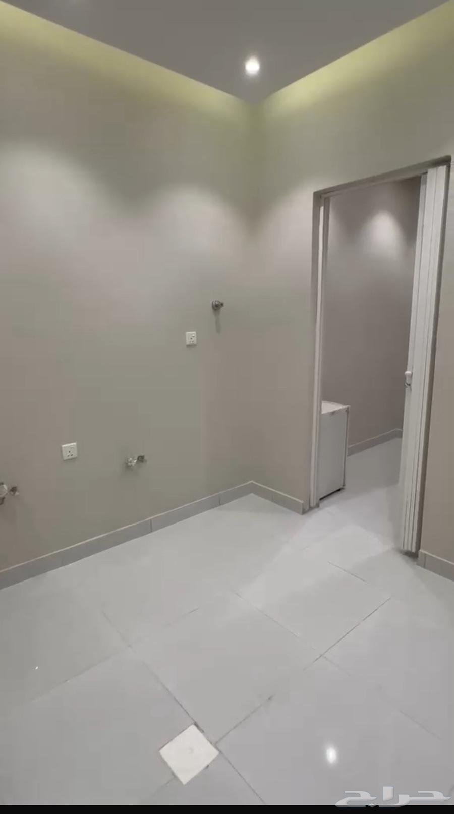 شقة 5 غرف في الصوارى 8