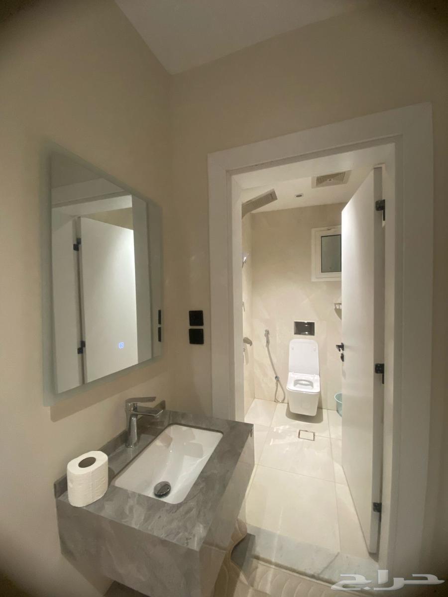 شقة 3 غرف في الواحة 8