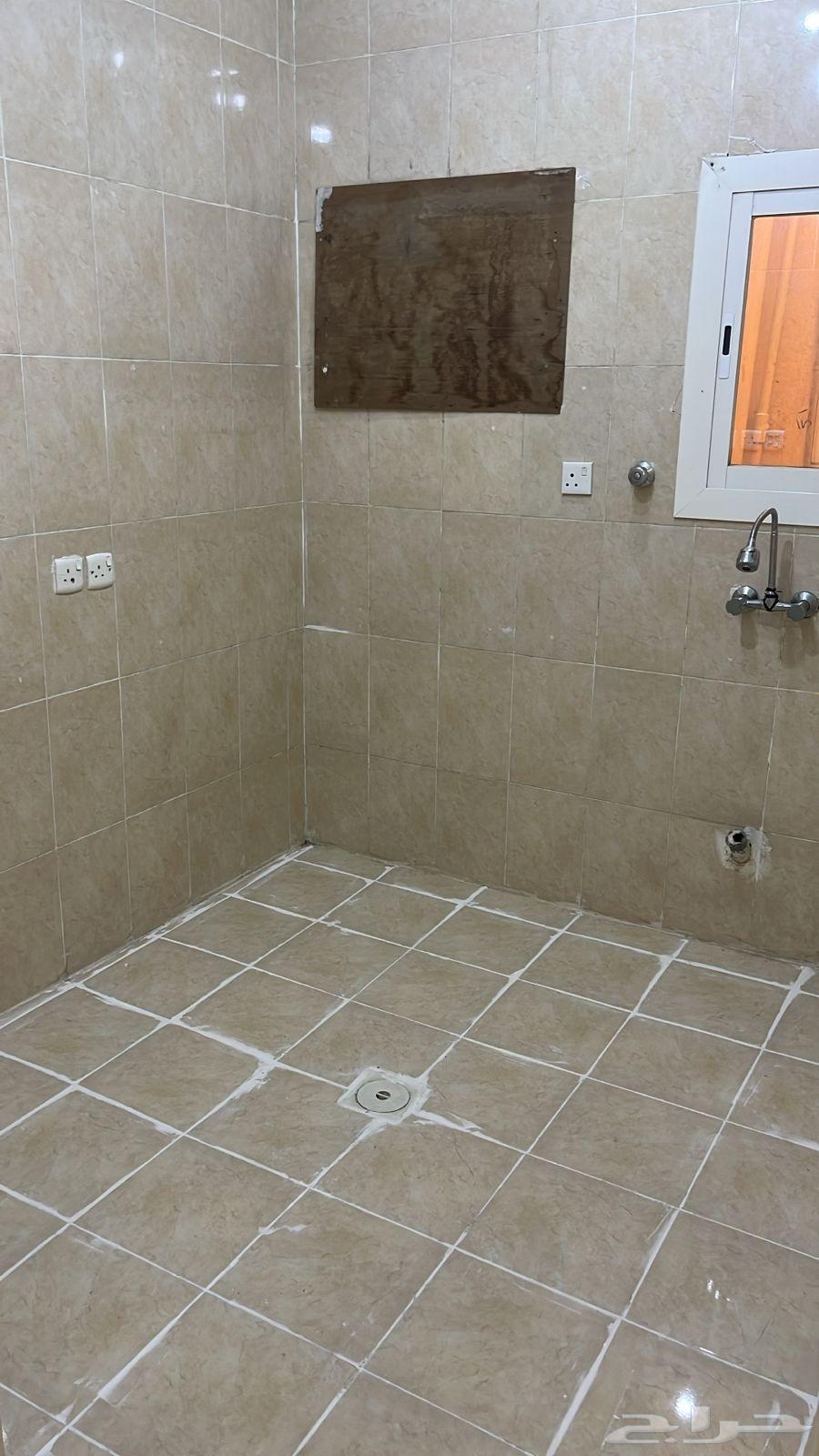 شقة 3 غرف في الريان 3