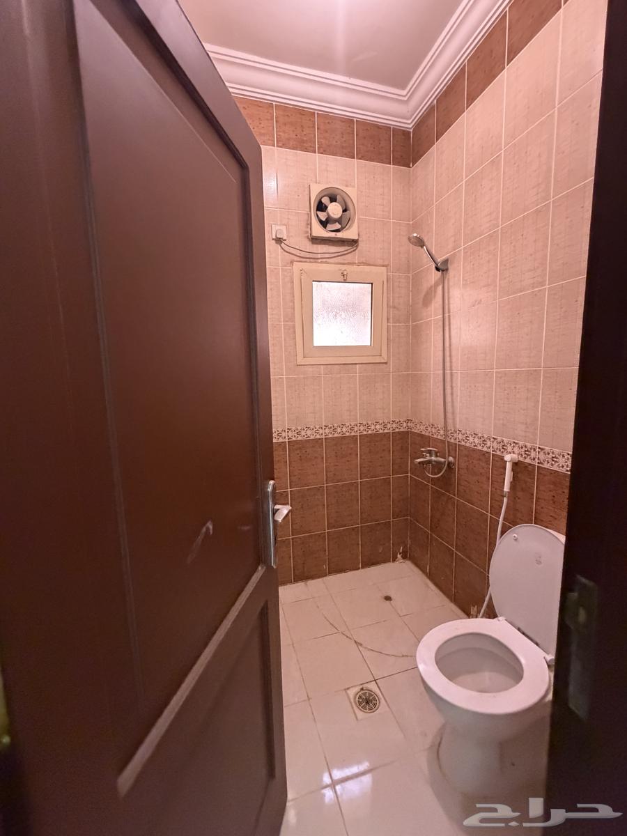 فيلا 4 غرف في الصالحية 7