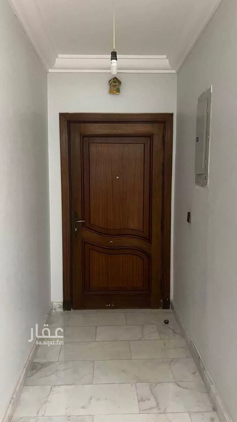 شقة 2 غرف في الرويس 6