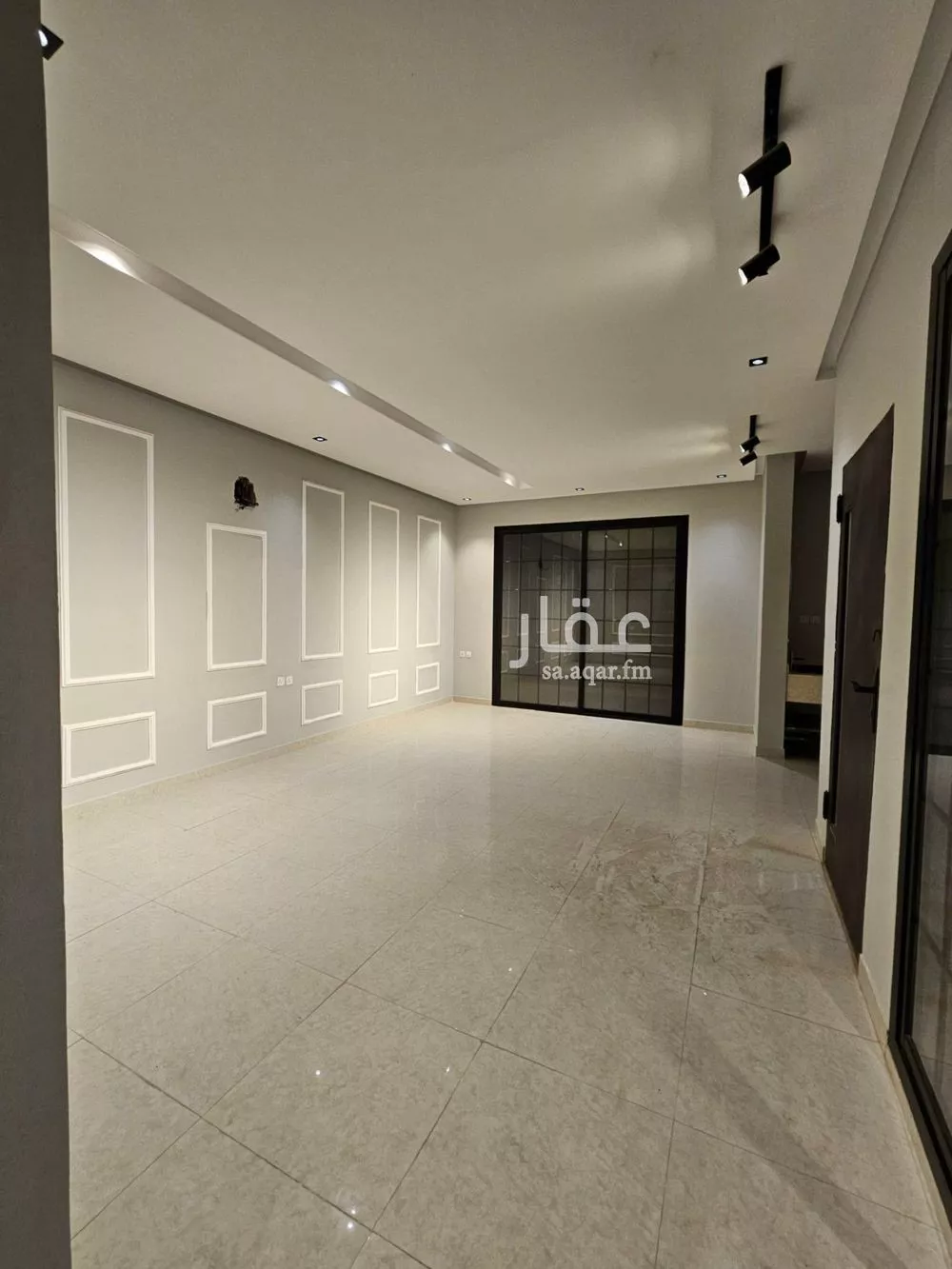 5 bedroom villa in Al Mahdiyyah 9