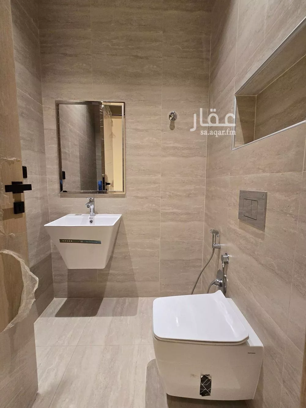 شقة 3 غرف في المونسية 10