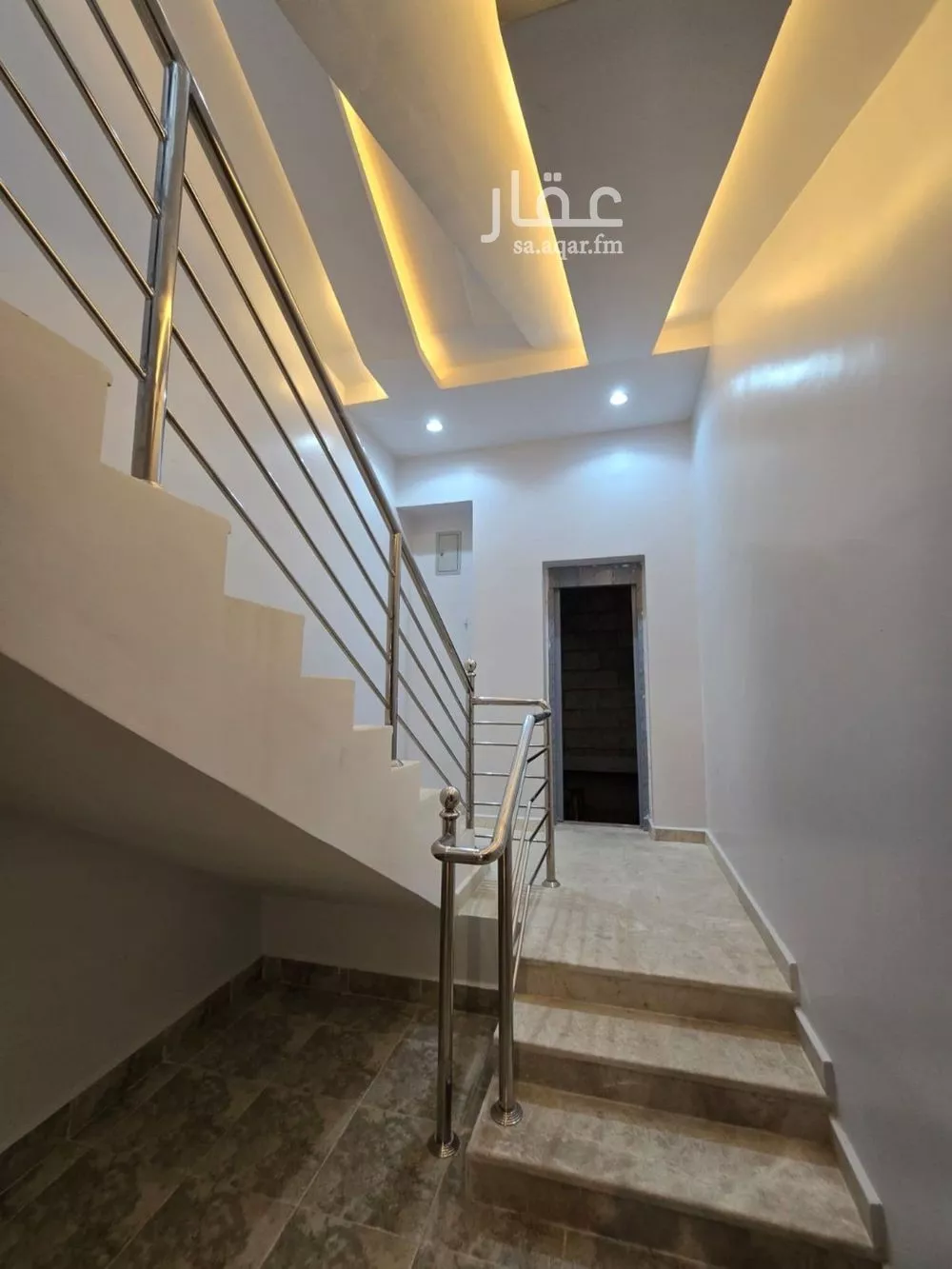 شقة 4 غرف في طويق 5