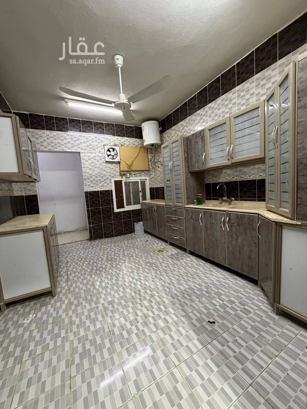 شقة 4 غرف في طويق 12