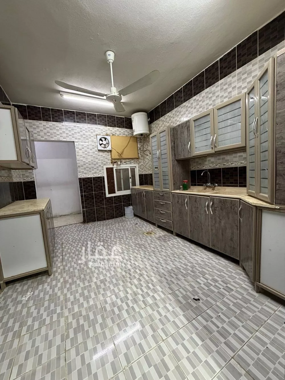 شقة 4 غرف في طويق 19