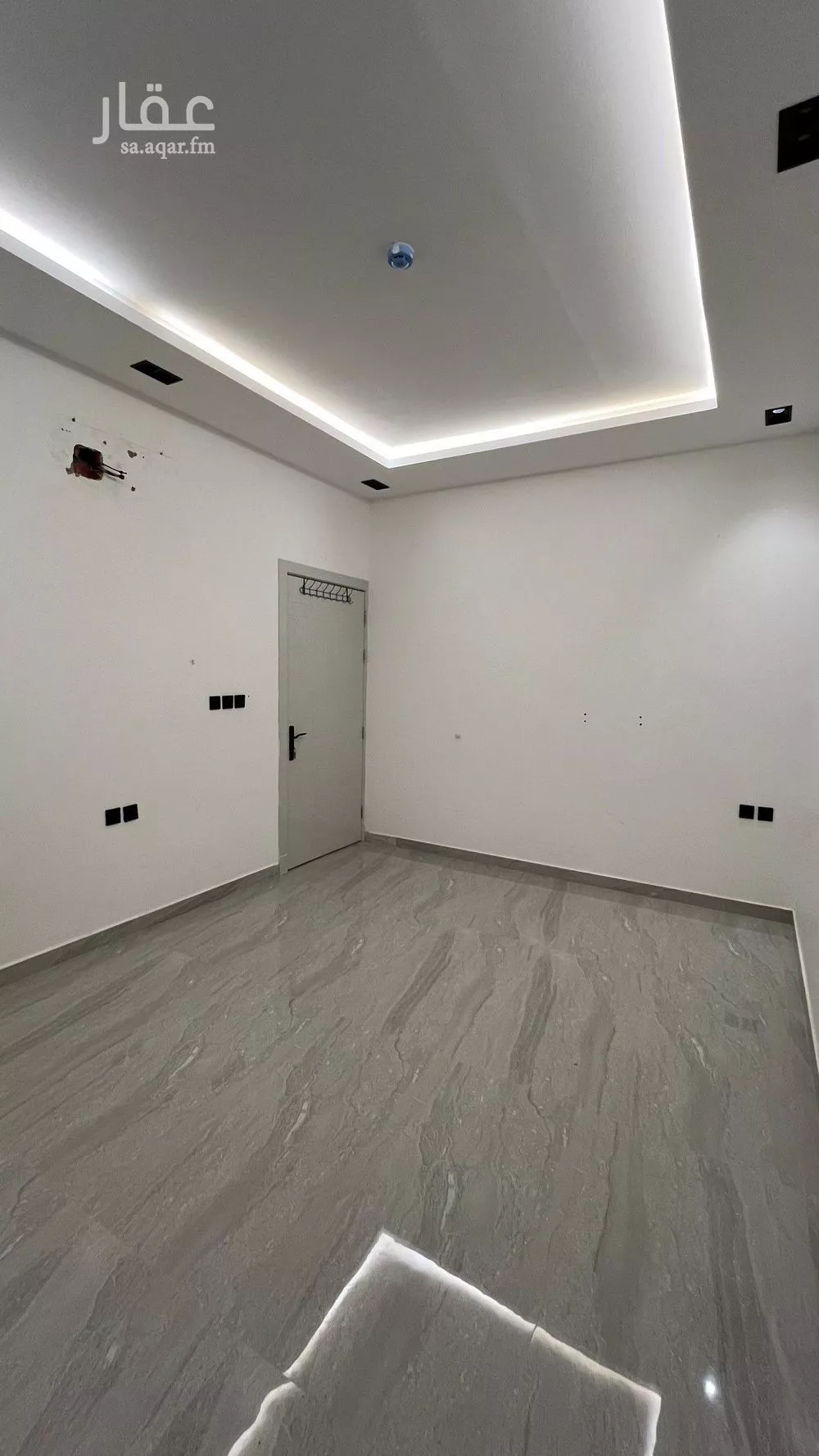 2 bedroom apartment in Al Hazm 4