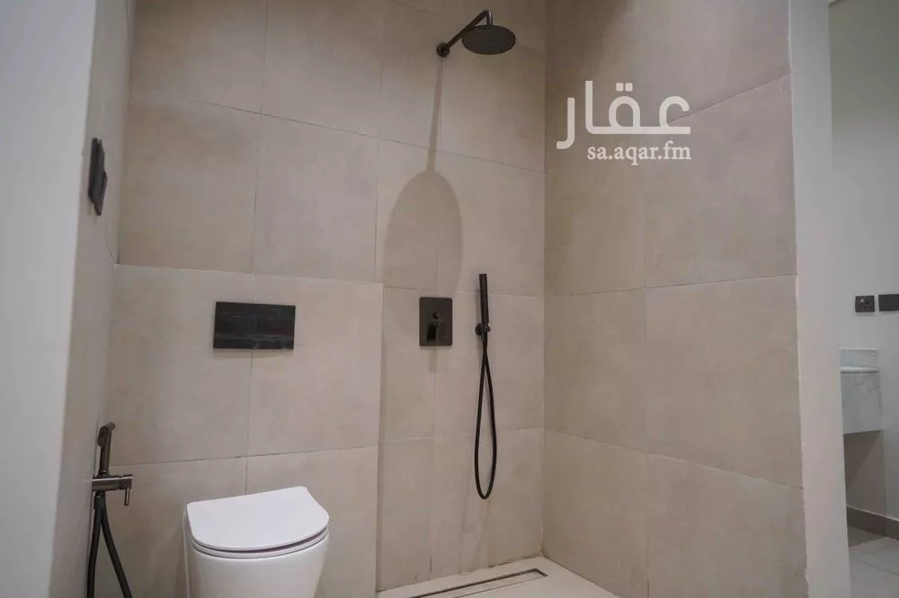 شقة 1 غرف في العارض 7