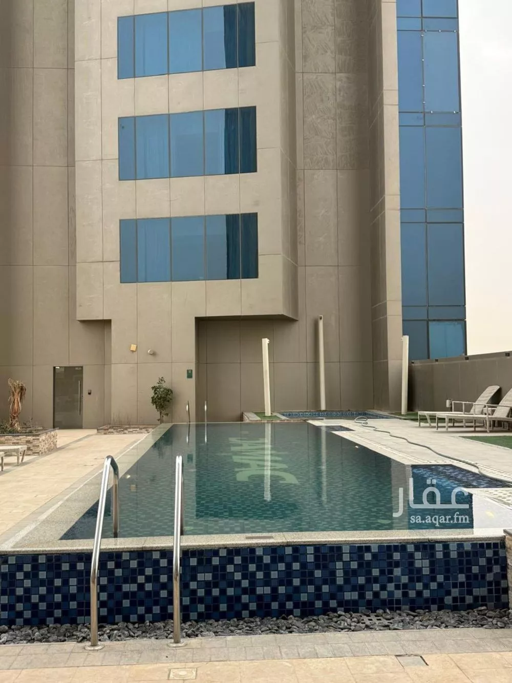 شقة 1 غرف في العليا 10