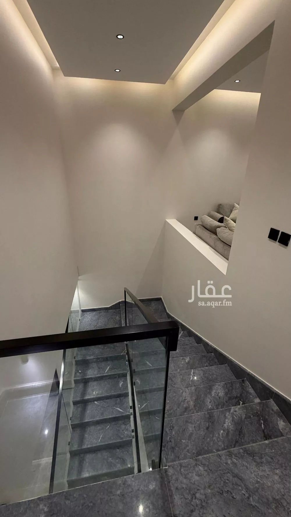 فيلا 4 غرف في الياسمين 21