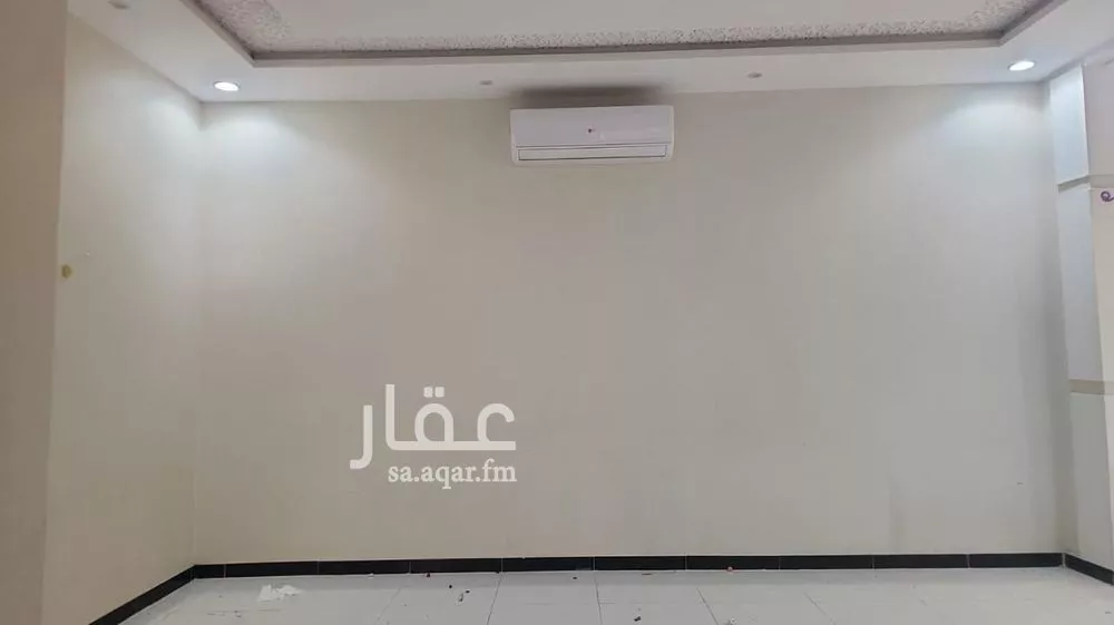 فيلا 8 غرف في بدر 2