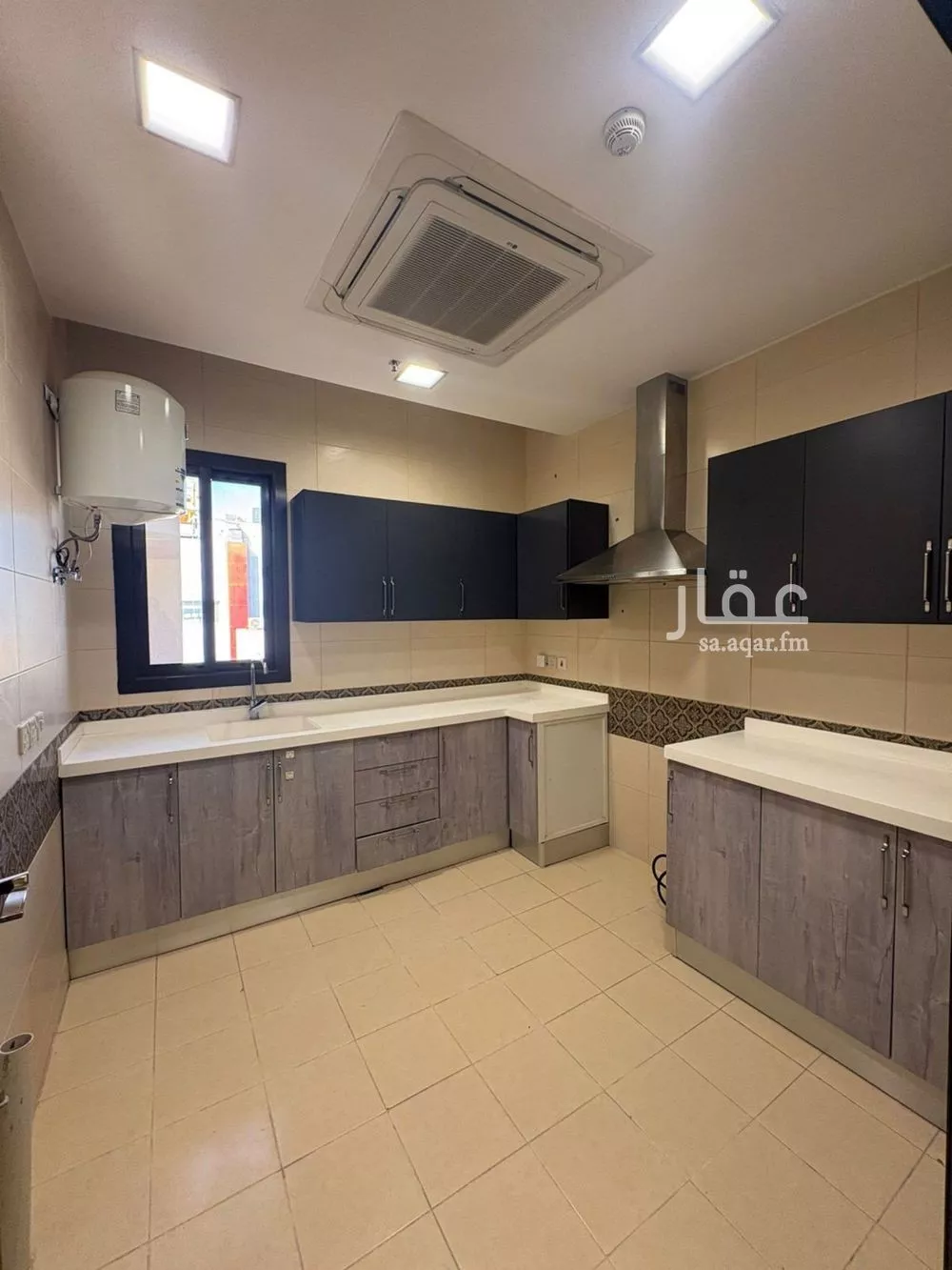 شقة 4 غرف في النخيل 12